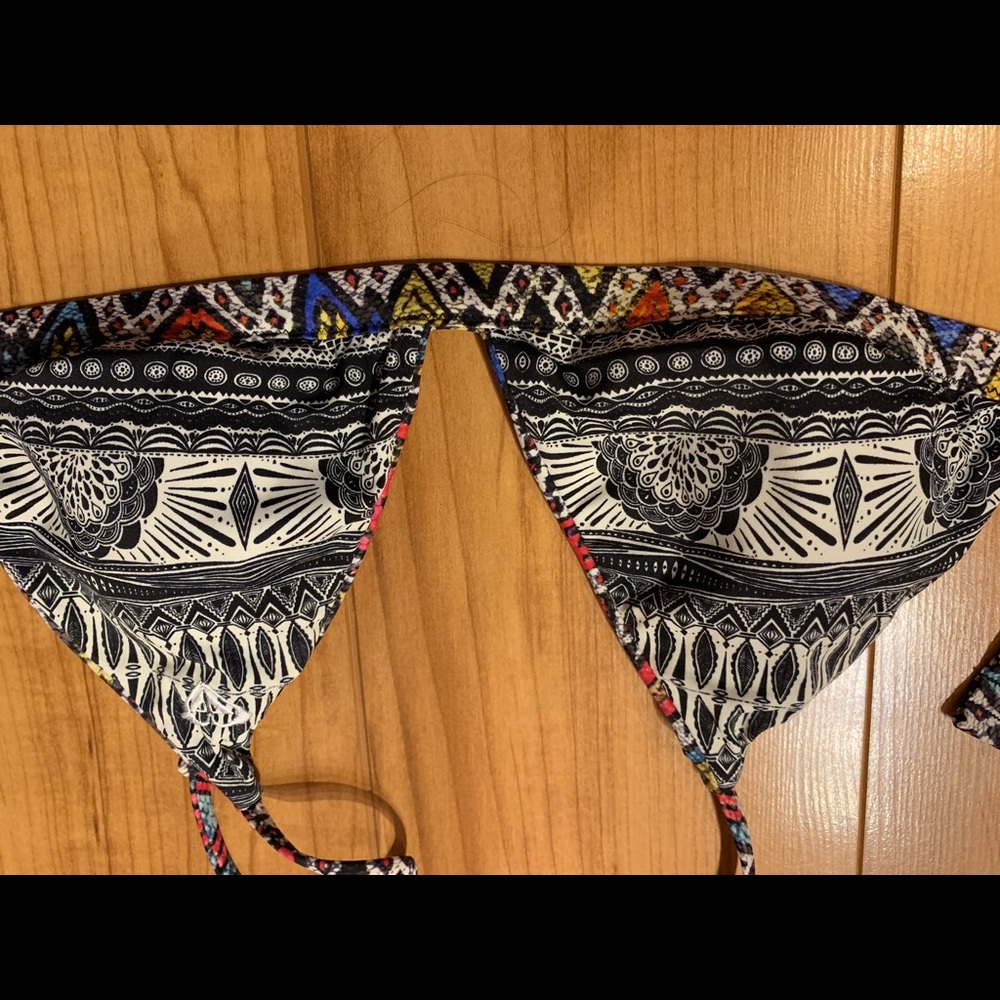 Reversible Roxy swimsuit - Picture 5 of 7